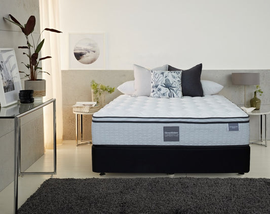 Boston Deluxe Mattress and Base by Sleepmaker